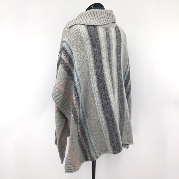 Eddie Bauer Knit Poncho with Open Sides, XS/S - Picture 5 of 16